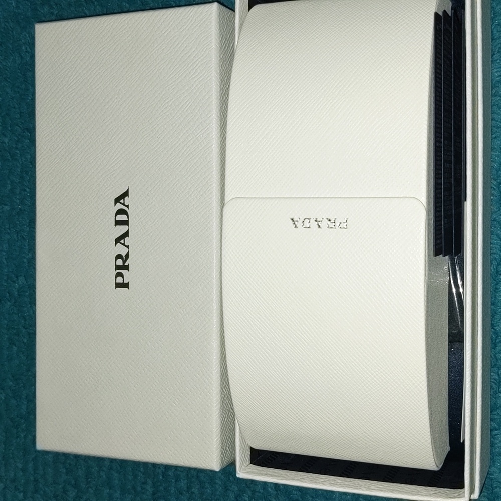 Prada magnetic sunglass case with travel bag